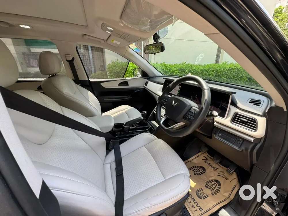 Mahindra Xuv700 Ax 5  7 Str