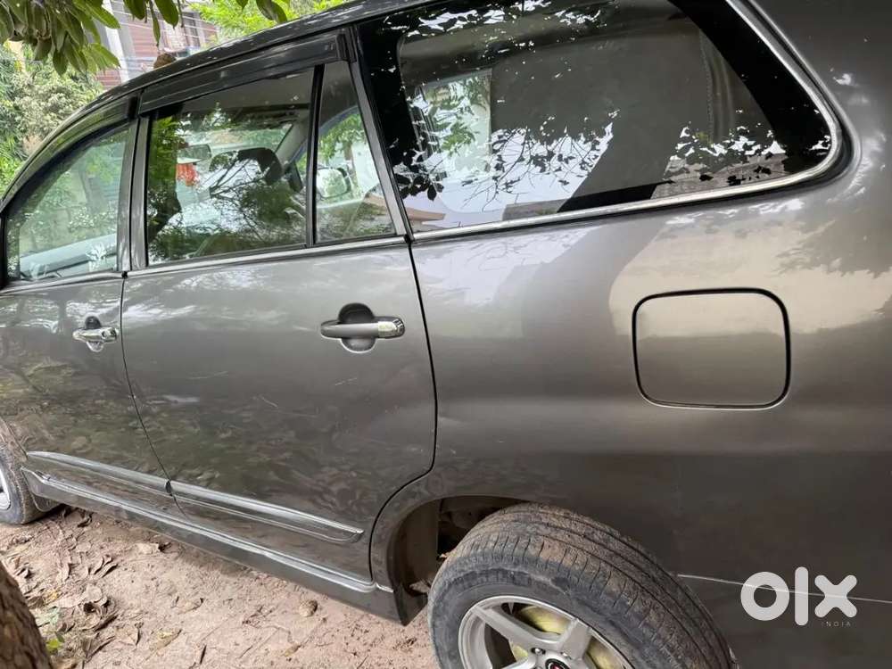 Toyota Innova Diesel Manual 2014 Variant