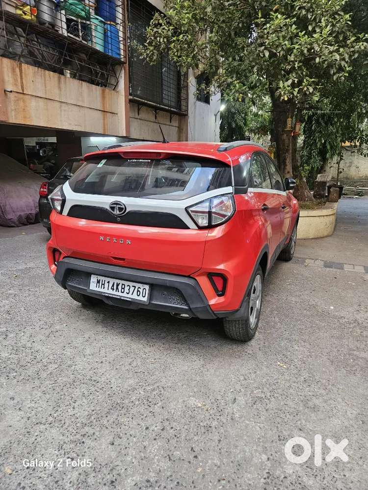 Tata Nexon Xm (s)
