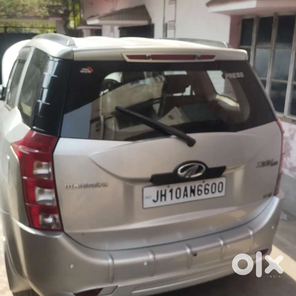 Mahindra Xuv500 2014 Diesel 84000 Km Driven