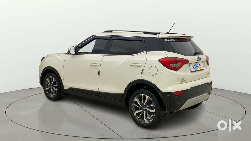 Mahindra Xuv300 1.2 W8 (o) Amt Petrol, 2021, Petrol