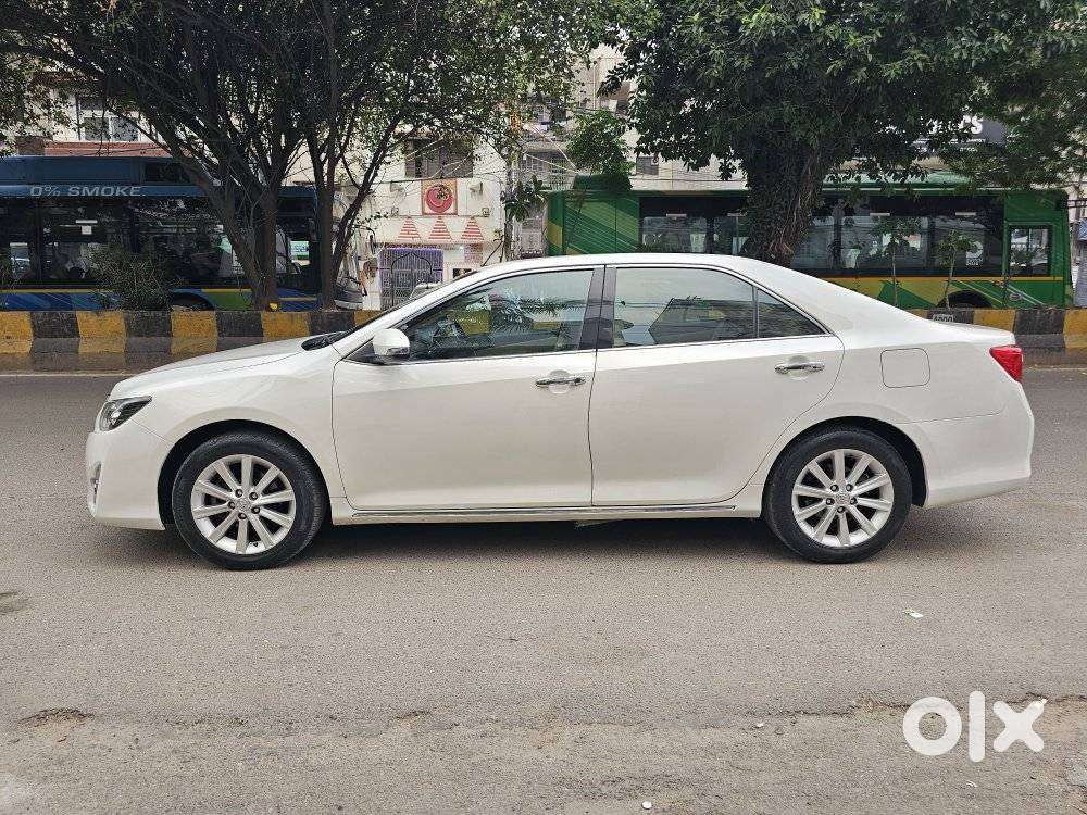 Toyota Camry 2.5 Hybrid, 2014, Petrol