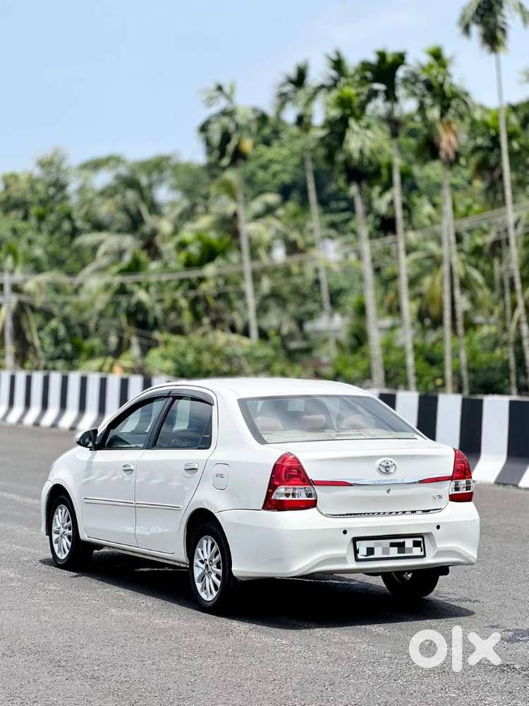 Toyota Etios 1.5 Vx, 2018, Petrol