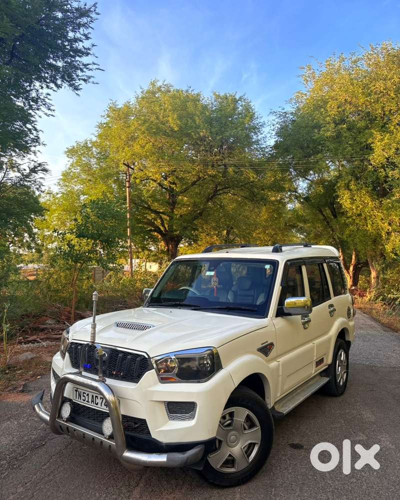 Mahindra Scorpio 2015 Diesel Well Maintained