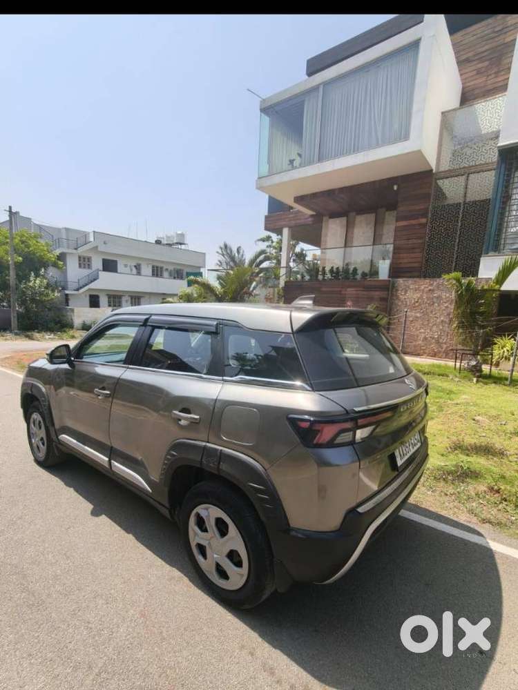 Maruti Suzuki Brezza 1.5 Vxi At Smart Hybrid, 2022, Petrol