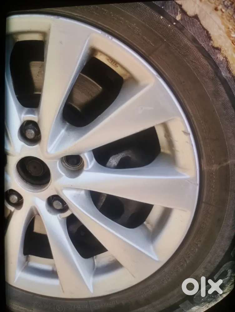 Maruti Suzuki Ertiga 2013