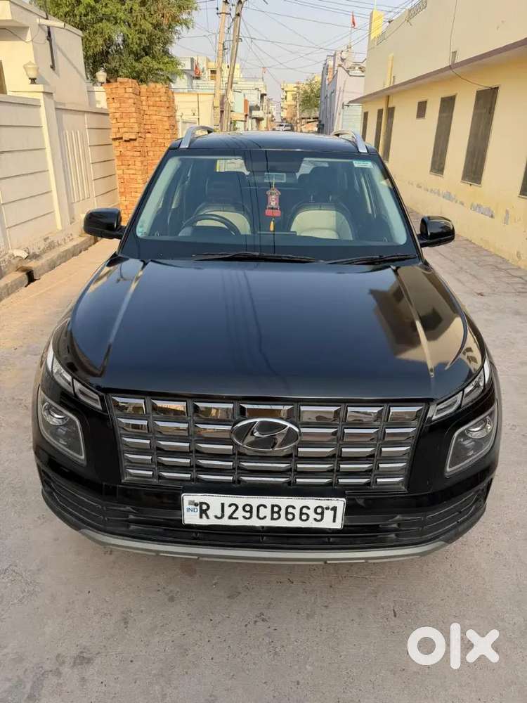 Hyundai Venue 2023 Diesel Good Condition