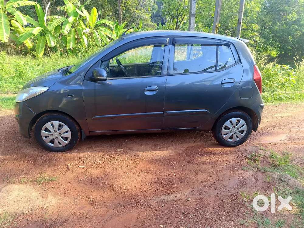 Good Condition ,low Kilometer,main Glass Replace