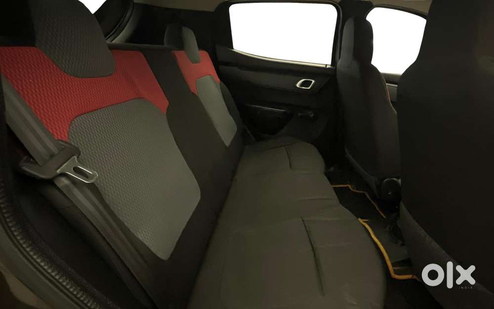 Renault Kwid 2015-2019 1.0 Rxt (o), 2018, Petrol