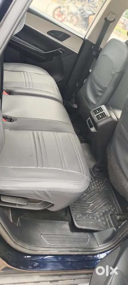 Mahindra Xuv700 Petrol 2022