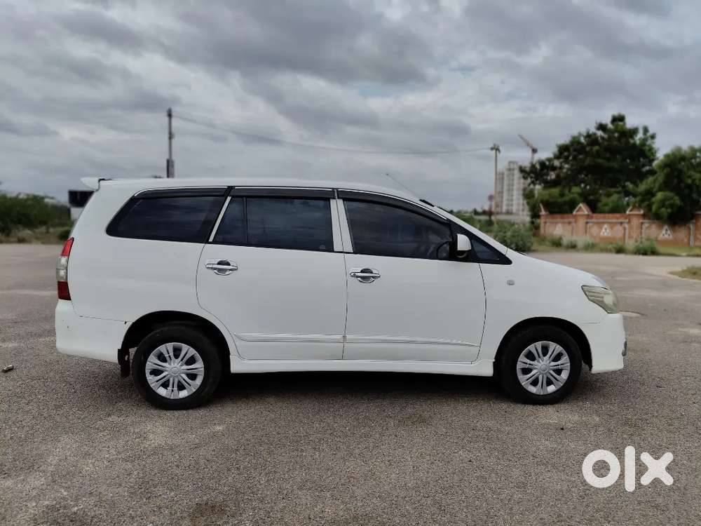 Toyota Innova Diesel Manual 2012 Model