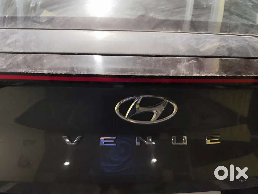 Hyundai Venue Petrol Manual 2022