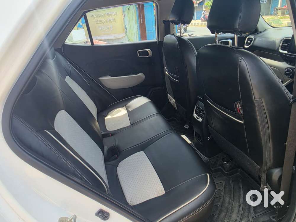 Hyundai Venue 1.2 S Plus, 2023, Petrol
