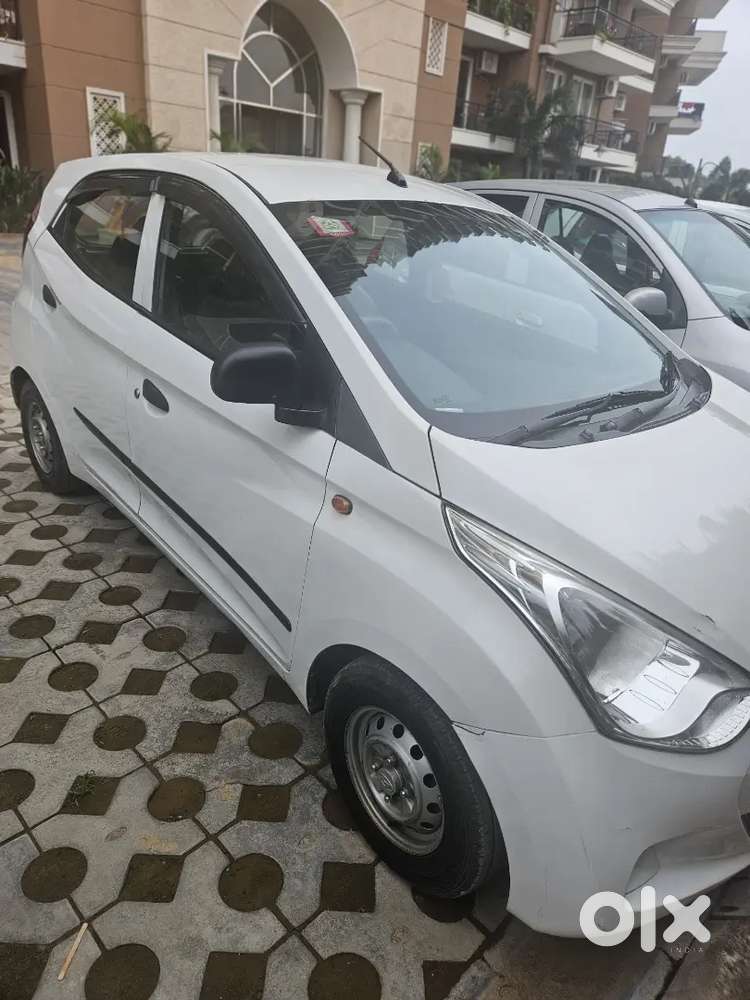 Hyundai Eon Petrol Manual 2017 Year