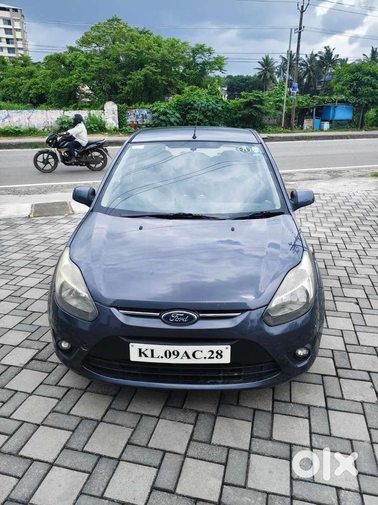 Ford Figo 2011 Diesel 118000 Km Driven