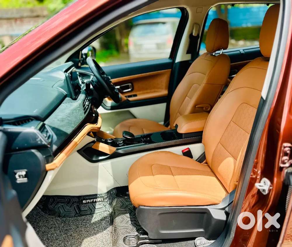 Tata Safari 2.0 Kryotec Xza Plus (o) 6s Red Dark Edition, 2024, Dies..