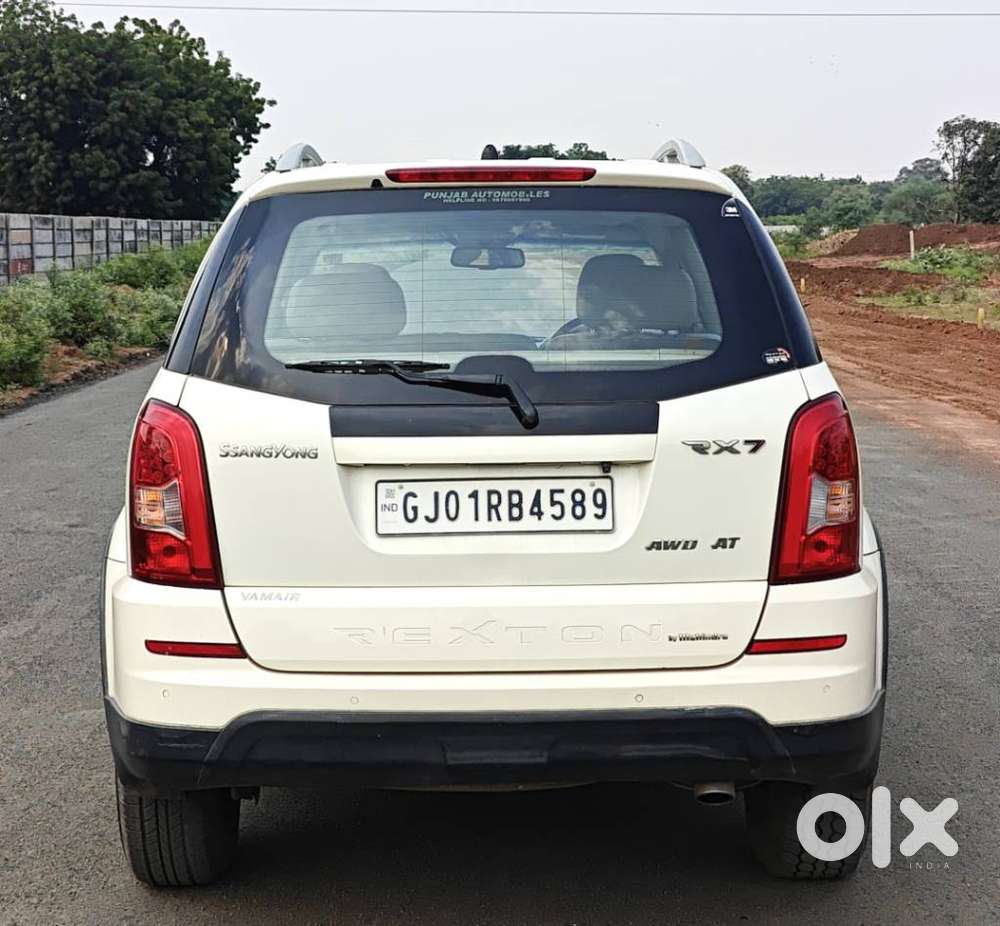 Mahindra Rexton, 2013, Diesel