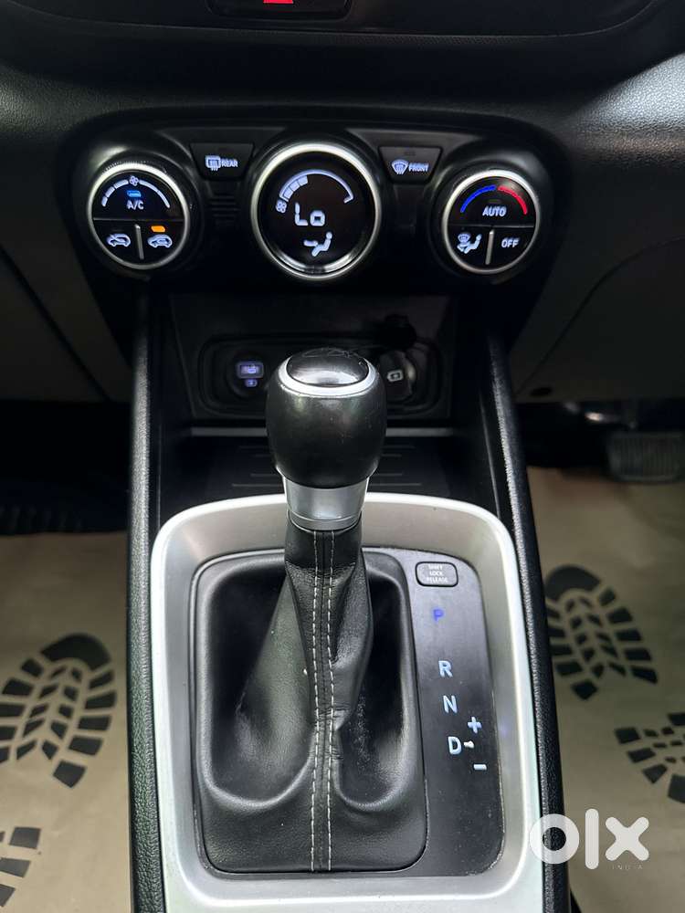 Hyundai Venue 1.0 Sx (o) Turbo Dct, 2019, Petrol