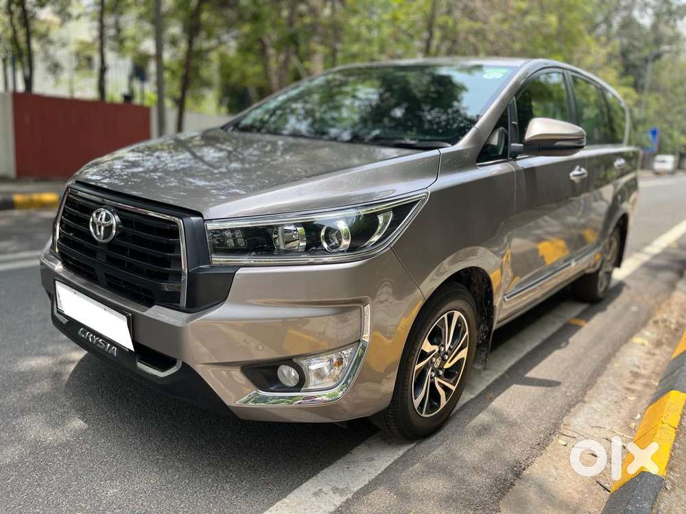 Toyota Innova Crysta [2020-ongoing] 2.4 Vx 8 Str, 2024, Diesel