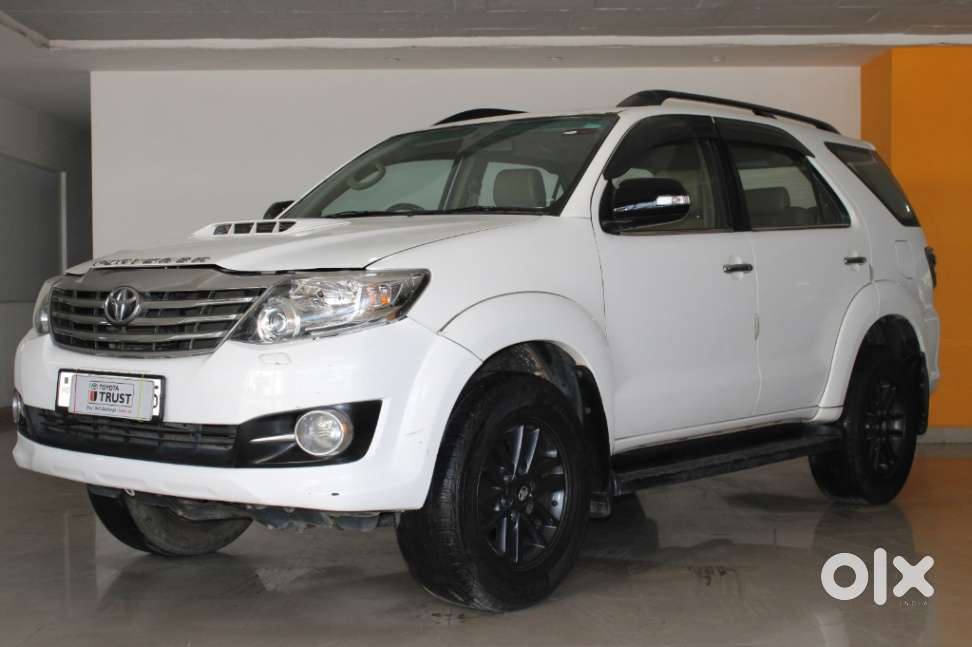 Toyota Fortuner 3.0 4x2 Mt, 2015, Diesel