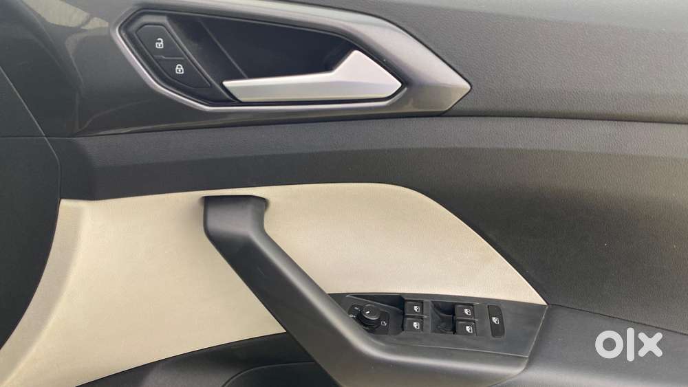 Volkswagen Taigun 1.0 Tsi Topline At, 2022, Petrol