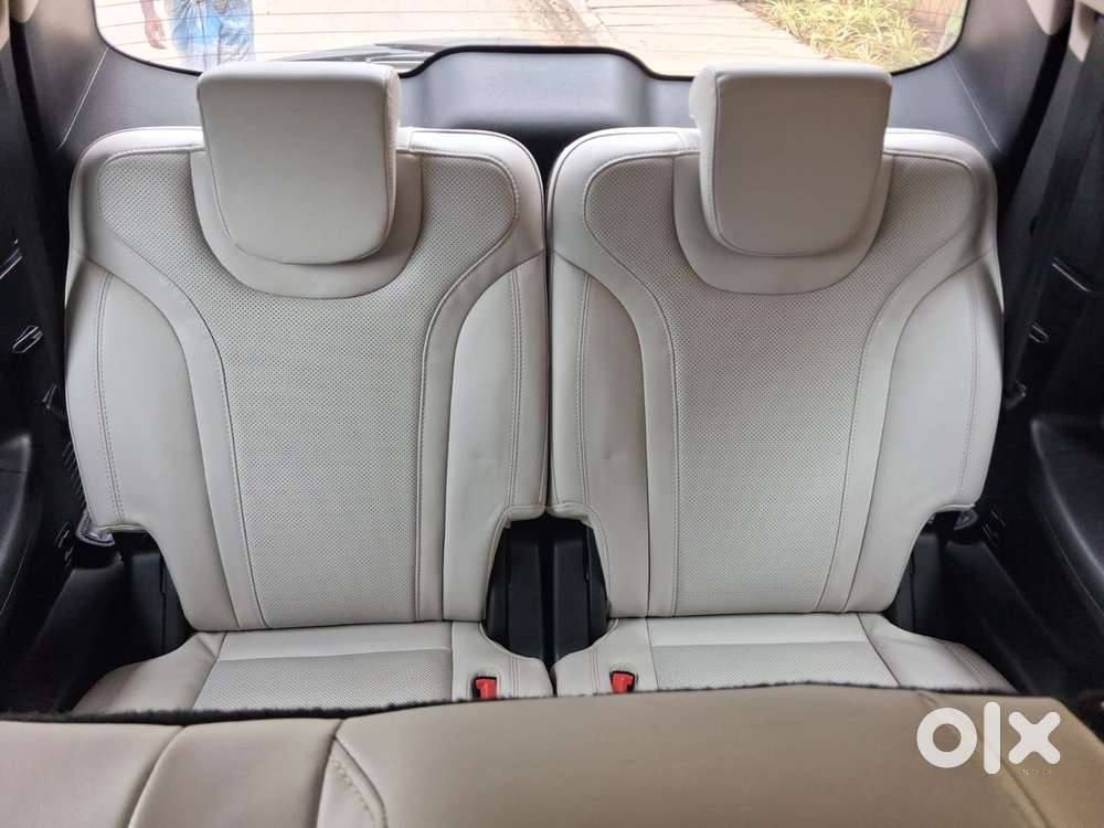 Mahindra Xuv700 2.2 Ax 7 Diesel At Luxury Pack Str, 2024, Diesel