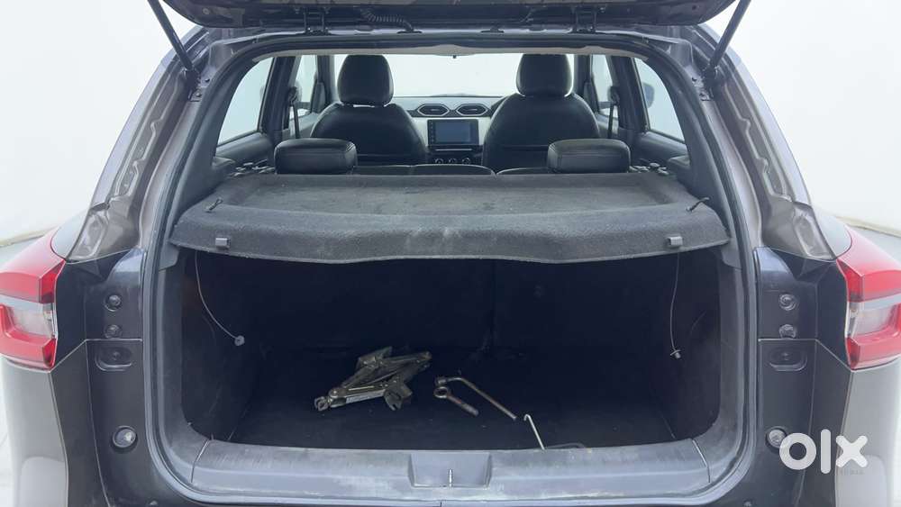 Nissan Magnite Xv Turbo, 2021, Petrol