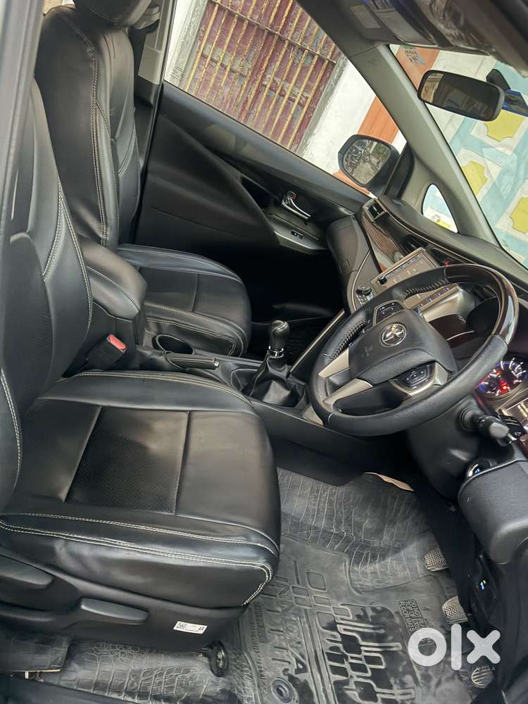 Toyota Innova Crysta 2.4 V 7 Str, 2022, Petrol