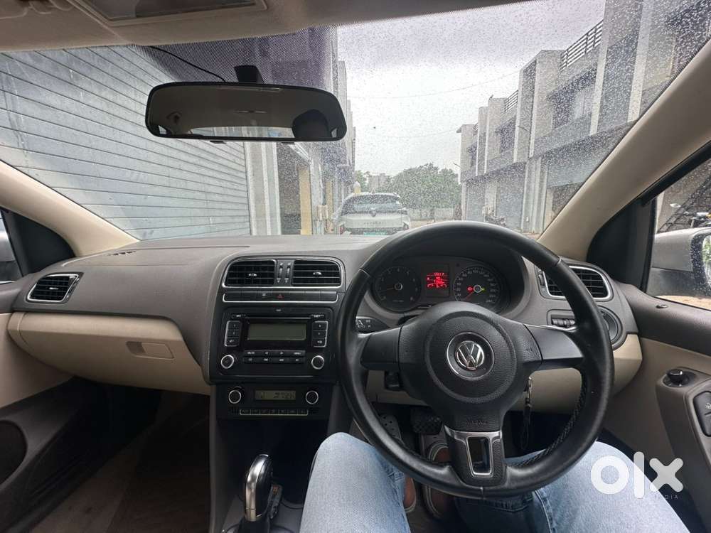 Volkswagen Vento Petrol 2011