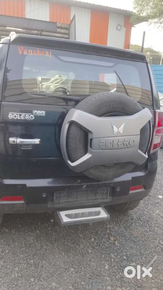 Mahindra Bolero Neo 2022