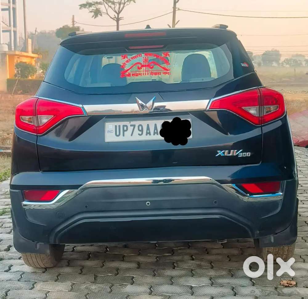 Ph-75054or36369 Xuv300-sunroof+badiya Condition+ek Hath Ki Chali Gadi