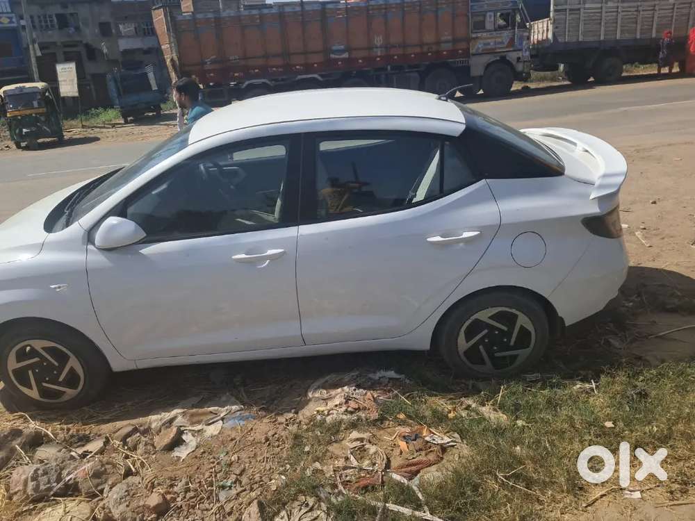 Hyundai Aura 2023 December Purchase Ist Owner 11000 Km
