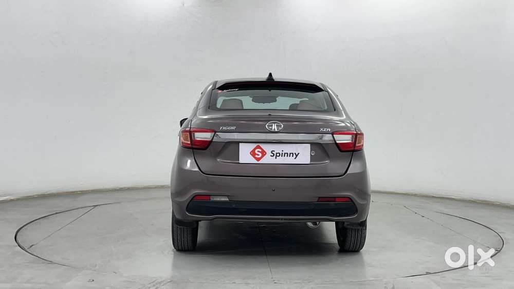 Tata Tigor Xza, 2018, Petrol