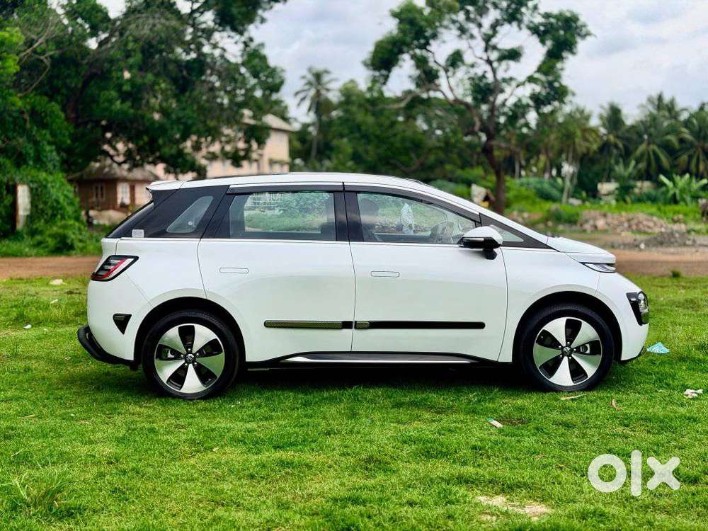 Mg Windsor Ev Essence, 2025, Electric