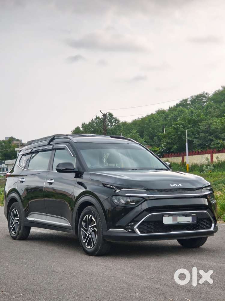 Kia Carens Luxury (o)1.5 Diesel At 7 Str, 2023, Diesel