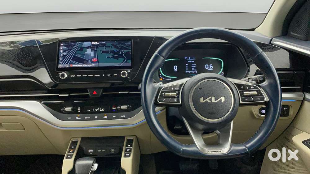 Kia Carens 1.4 Luxury Plus Dct 7 Str, 2022, Petrol