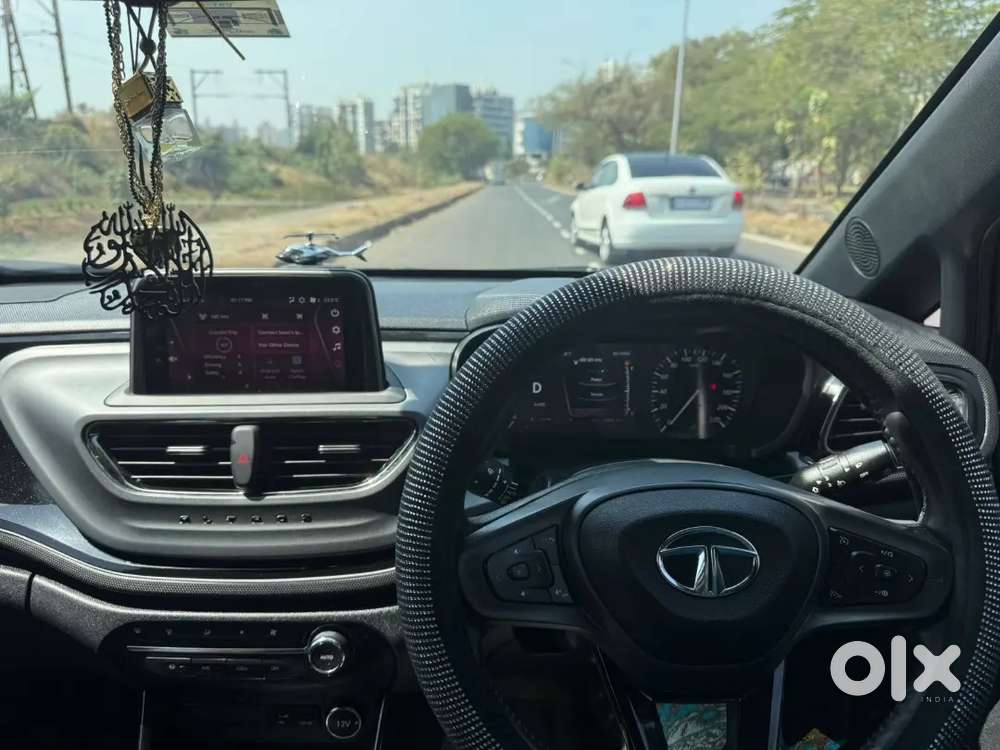 Tata Altroz Xz Plus 2023 Petrol Automatic
