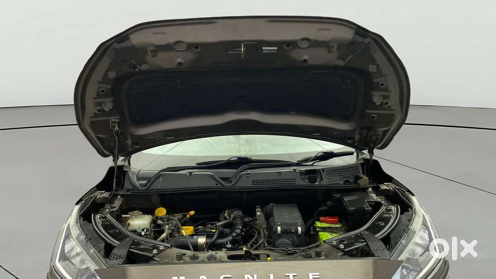 Nissan Magnite Xv Turbo, 2023, Petrol