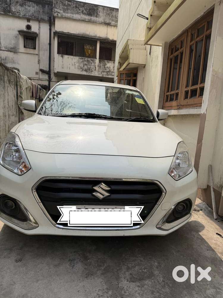 Maruti Suzuki Dzire 1.2 Vxi, 2022, Petrol