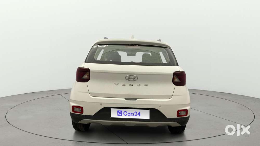 Hyundai Venue 1.2 S Plus, 2022, Petrol