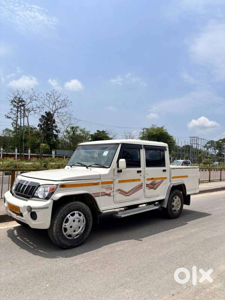 Mahindra Bolero 2.5 Camper Gold Zx, 2023, Petrol
