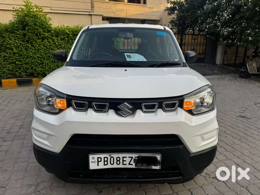 Maruti Suzuki S-presso Vxi Opt, 2022, Petrol