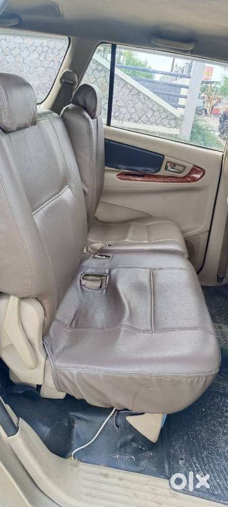Toyota Innova, 2009, Diesel