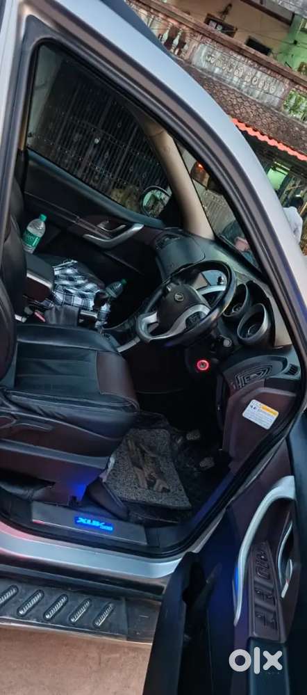 Mahindra Xuv500 2014 Diesel 93500 Km Driven