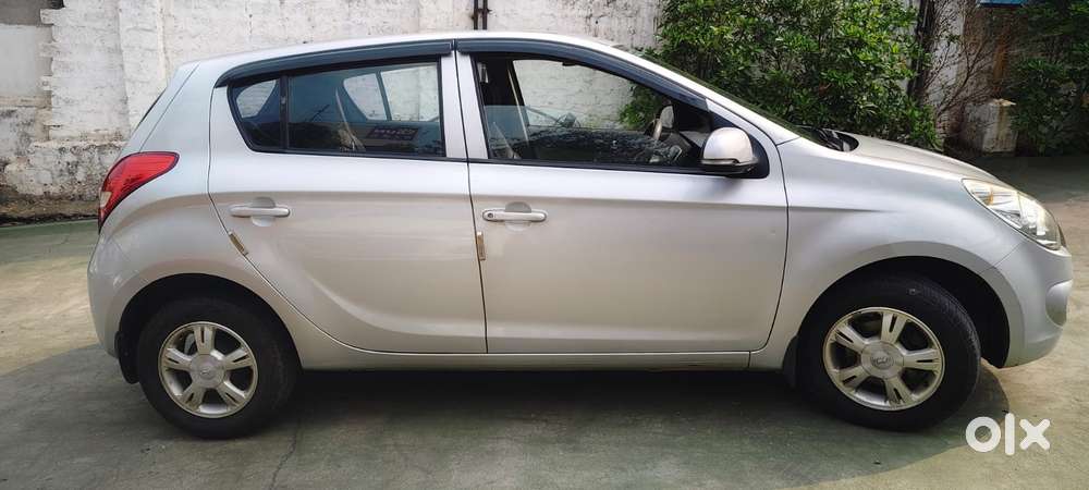 Hyundai I20 1.2 Asta, 2010, Cng & Hybrids