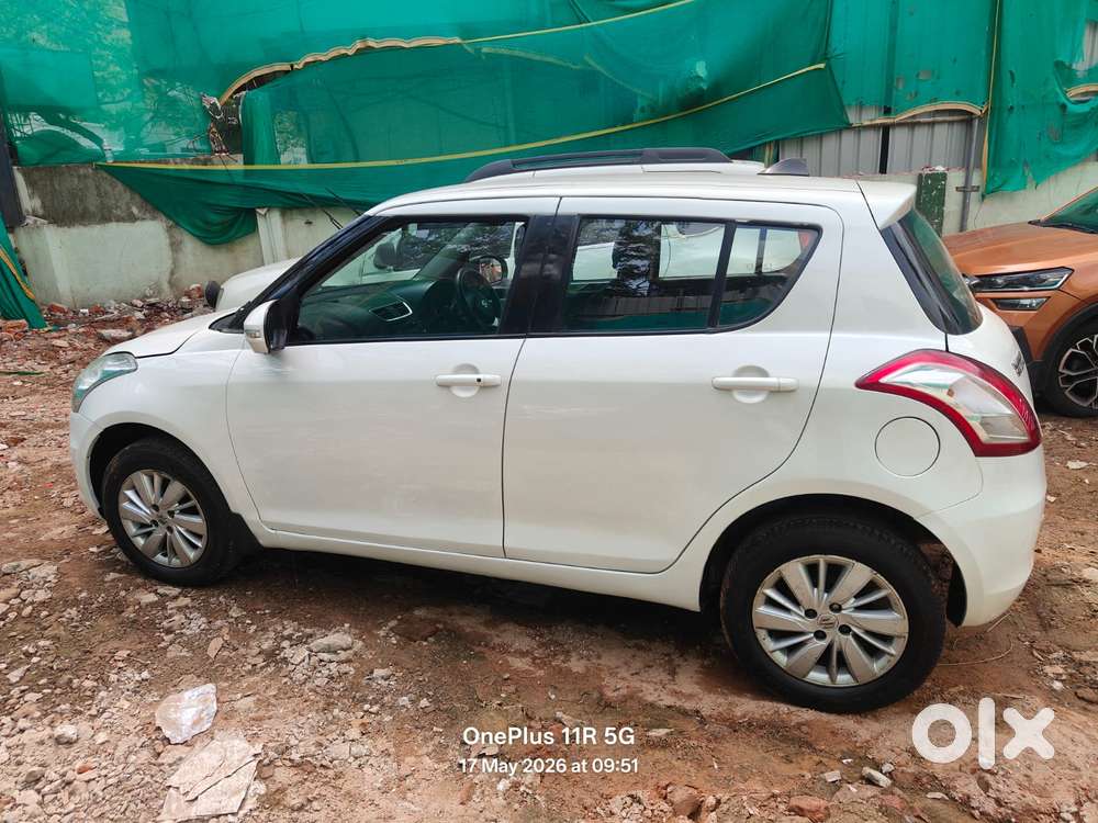 Maruti Suzuki Swift 2018 Zxi Plus, 2017, Petrol