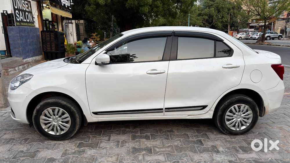 Maruti Suzuki Dzire Vxi 2022