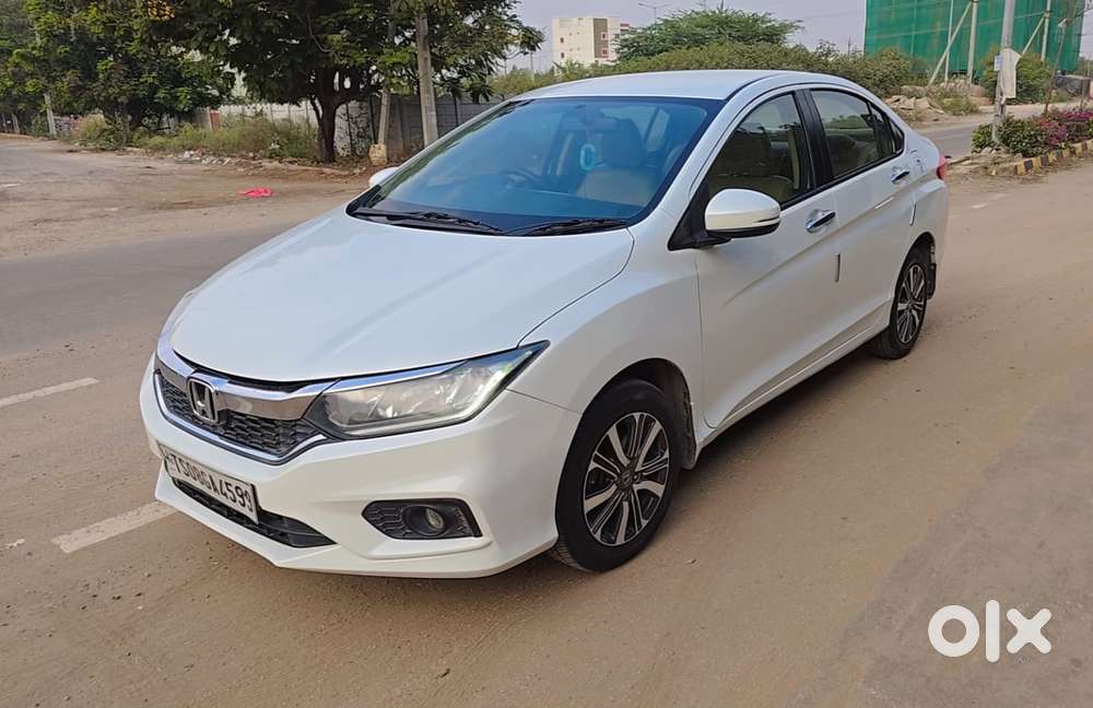 Honda City I-vtec V, 2018, Petrol