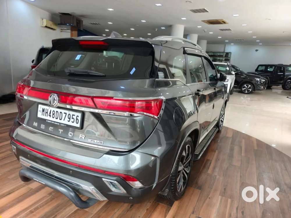 Mg Hector Plus Sharp Pro 1.5 Turbo Petrol Cvt 7 Str, 2024, Petrol