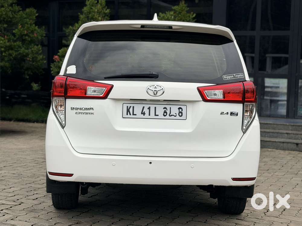 Toyota Innova Crysta 2.4 G Mt 8s, 2016, Diesel
